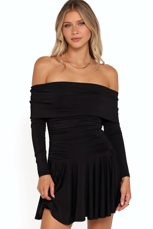 Straight fold over neckline sitting off the shoulder